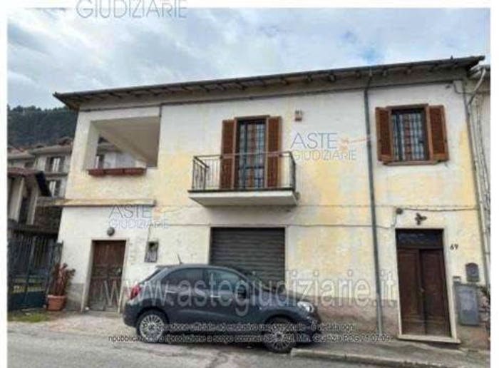 Appartamento con 5 locali in vendita in Via Cappadocia, Centro, Tagliacozzo