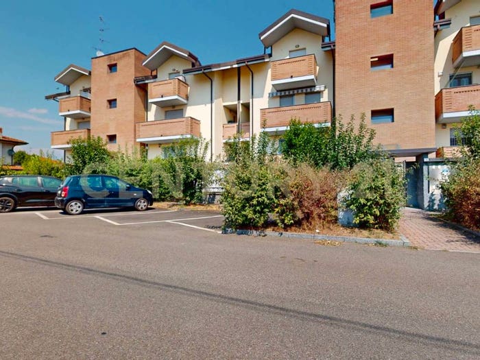 Appartamento bilocale in vendita in Via Vincenzo Monti, Rogorotto, Arluno