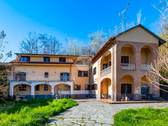Casa con 6 locali in vendita in Regione Valle, Castell'Alfero