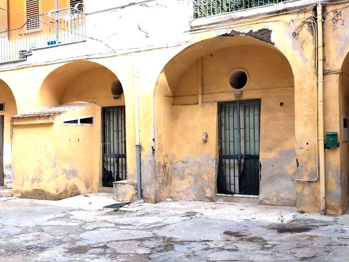 Appartamento con 6 locali in vendita in Piazza Vittoria, Centro, Maddaloni