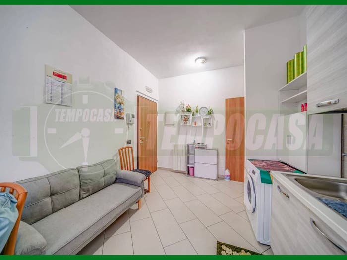 Appartamento trilocale in vendita in Via Dubini, Semicentro Ospedale, Gallarate