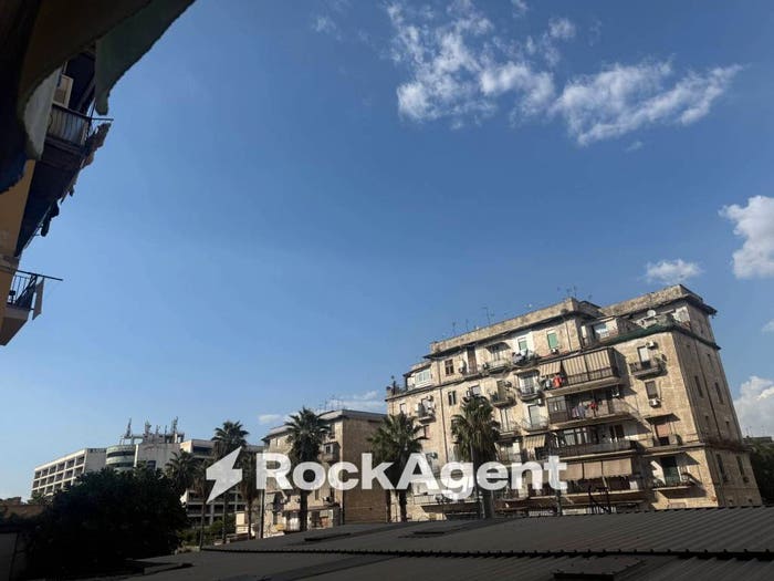 Appartamento bilocale in vendita in Via Ponte della Maddalena, Zona Industriale Marina, Napoli