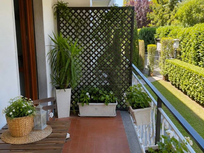 Appartamento con 5 locali in vendita in Via Firenze, Marina di Massa Centro, Massa