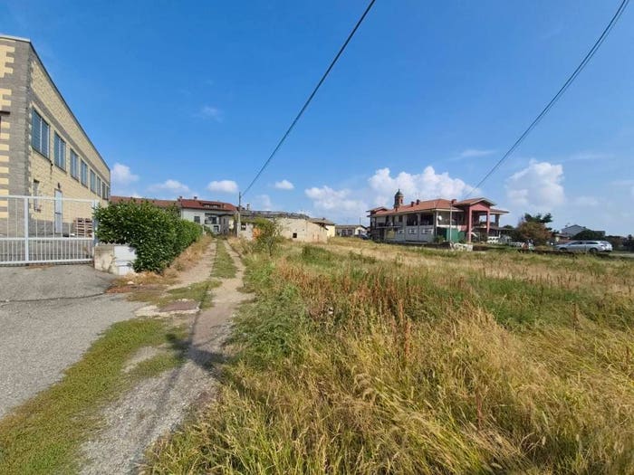 Casa con 6 locali in vendita in Via San Martino, Centro, Barge