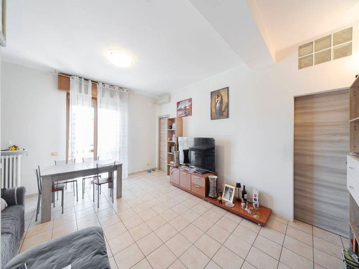 Appartamento trilocale in vendita in Via Giornate, Centro, Muggiò