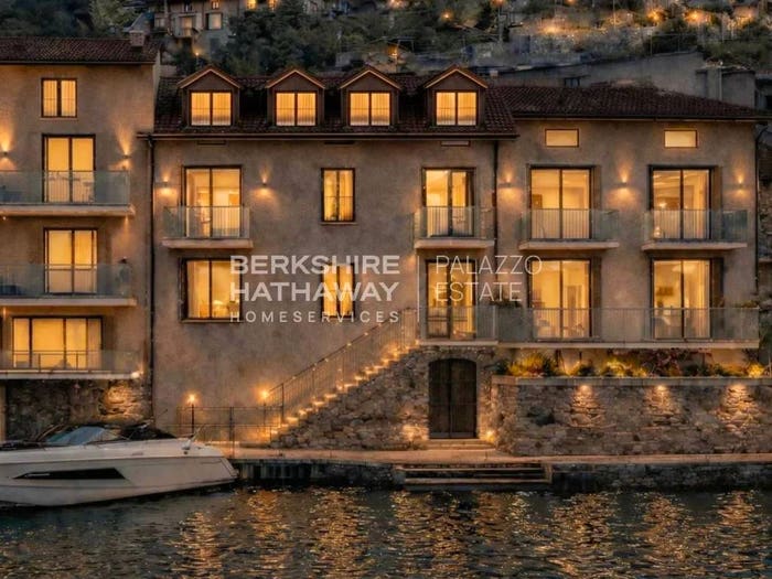 Casa con 6 locali in vendita in Piazza Papa Giovanni XXIII colonno, Colonno