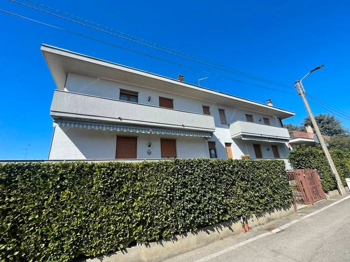Appartamento trilocale in vendita in Via Carroccio, Centro, Limbiate
