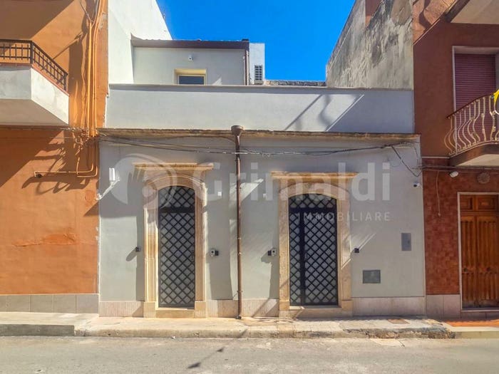 Casa trilocale in vendita in Centro, Avola