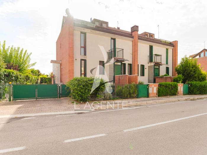 Casa con 5 locali in vendita in Via Giovanni Segantini, Zelarino, Venezia