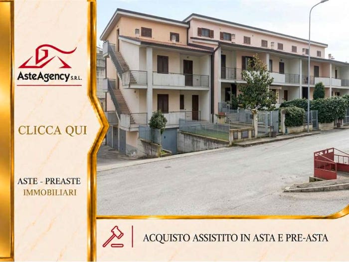 Appartamento con 5 locali in vendita in VIA SAN PIO DI PIETRALCINA, Genzano di Lucania