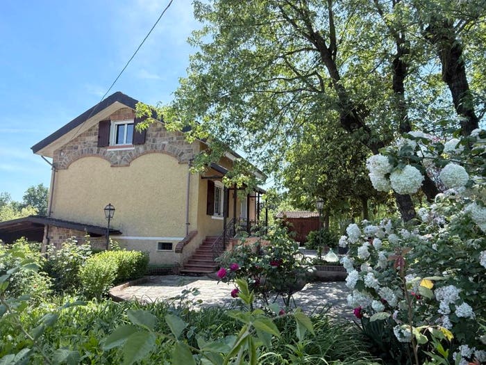 Casa con 6 locali in vendita in Sezzadio