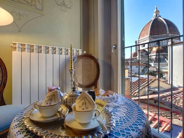 Appartamento trilocale in vendita in Via dell'Oriuolo, Duomo, Firenze