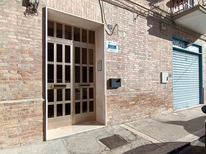 Appartamento trilocale in vendita in Via Alessandro Volta, Centro, Lucera
