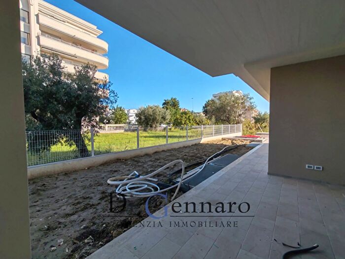 Appartamento quadrilocale in vendita in Via Olimpica, Alba Adriatica