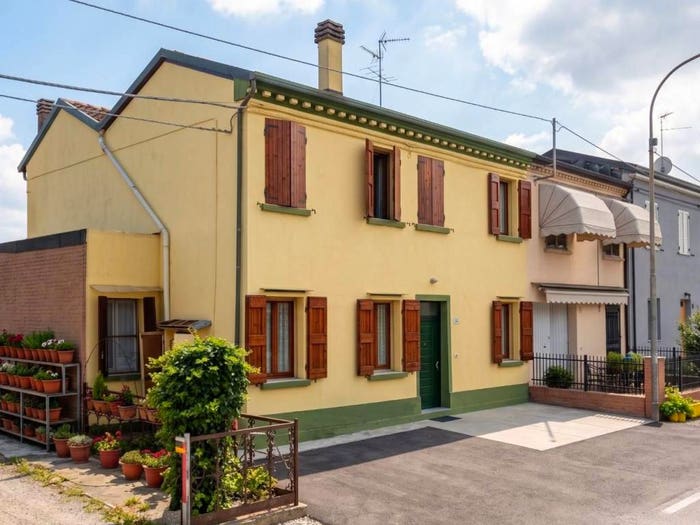 Casa con 6 locali in vendita in Via del Fitto, Centro, Argenta