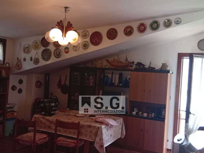 Appartamento bilocale in vendita in Valbrenta