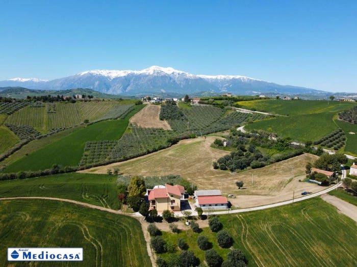 Casa con 5 locali in vendita in Sant'Eusanio del Sangro