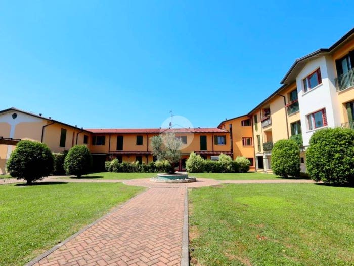 Appartamento trilocale in vendita in Via san zeno, Mazzano