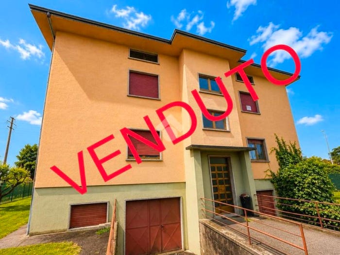 Appartamento quadrilocale in vendita in Via IV Novembre, Brembate di Sopra