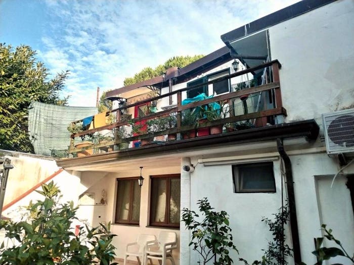 Casa con 6 locali in vendita in Via Palestro, Centro, Massa