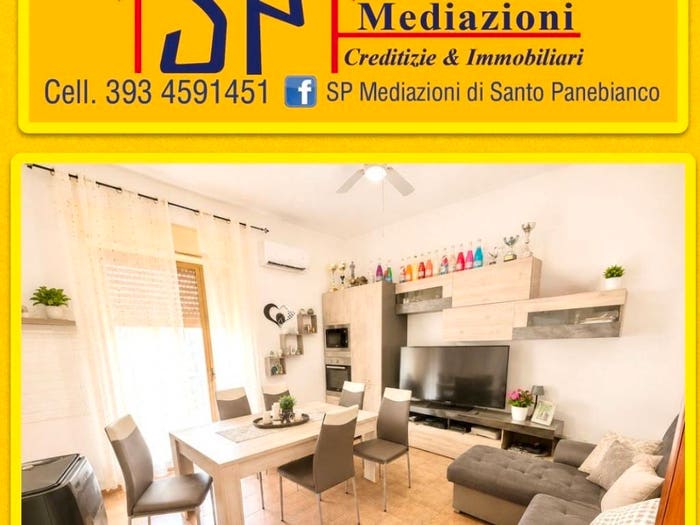 Appartamento quadrilocale in vendita in Viale Aldo Moro, Centro, Giarre