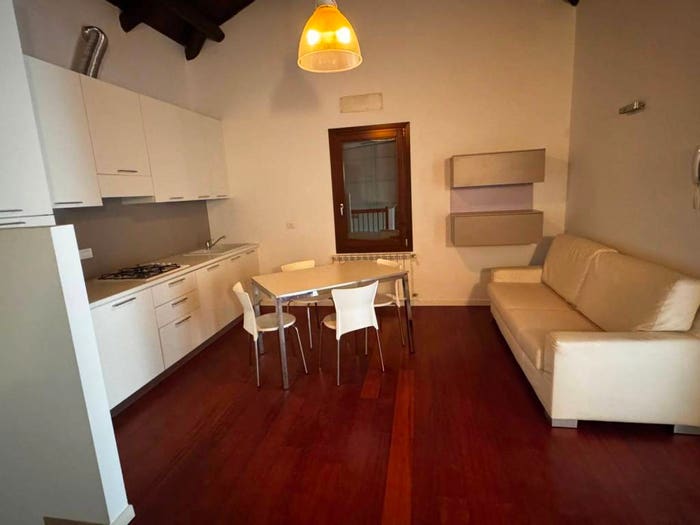 Appartamento con 6 locali in vendita in Via Roma Destra, Lido Centro Ovest, Jesolo