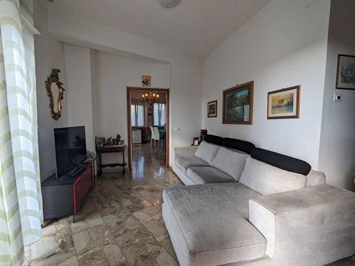 Casa con 6 locali in vendita in Sant'arcangelo, Magione