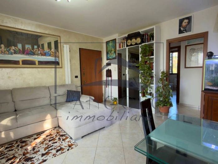 Appartamento con 5 locali in vendita in Via Giovanni Giolitti, Arluno