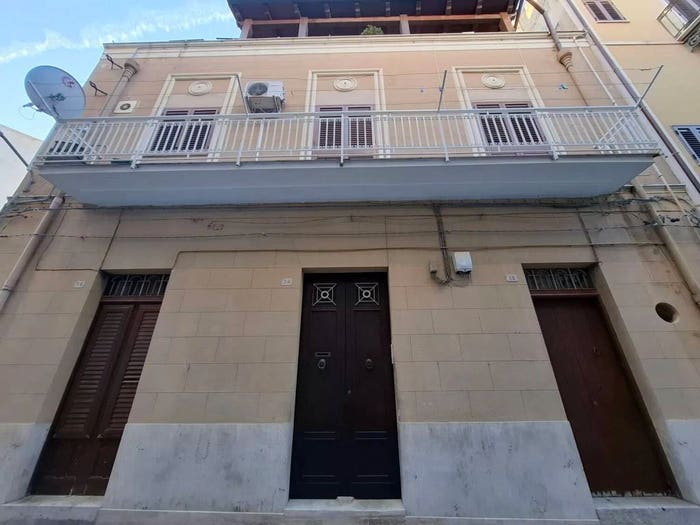 Appartamento con 6 locali in vendita in Via Ludovico Ariosto, Centro, Alcamo
