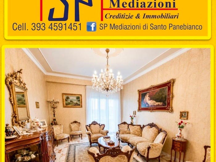 Appartamento con 5 locali in vendita in Via Maccarrone, Centro, Giarre