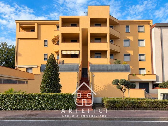 Appartamento quadrilocale in vendita in Via Giuseppe Di Vittorio, Bottegone, Pistoia