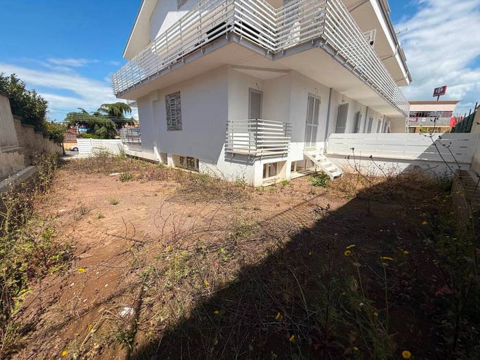 Casa trilocale in vendita in Viale Valle dell'Aniene, Setteville Nord, Guidonia Montecelio