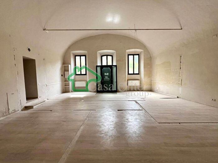 Appartamento trilocale in vendita in Via Settembre, Centro Storico, Lodi