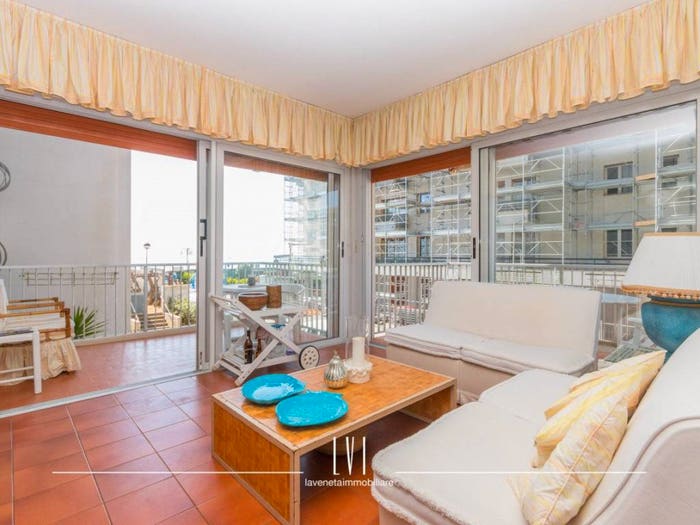 Appartamento con 5 locali in vendita in Via Enrico Dandolo n, Lido Ovest Faro, Jesolo