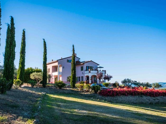 Casa con 6 locali in vendita in Vocabolo Conversino, Cannara