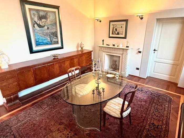Appartamento con 6 locali in vendita in Piazza Cesare Beccaria, Beccaria Colombo, Firenze
