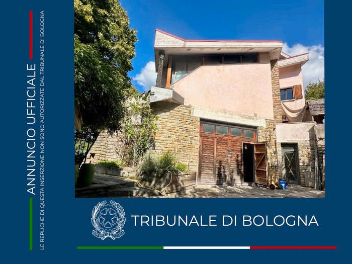 Appartamento con 6 locali in vendita in Via Giardini, Centro, Monzuno