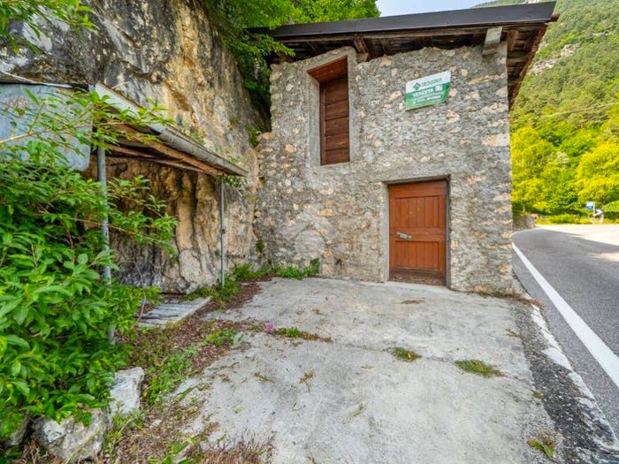Casa trilocale in vendita in Frazione Val grande, Terragnolo