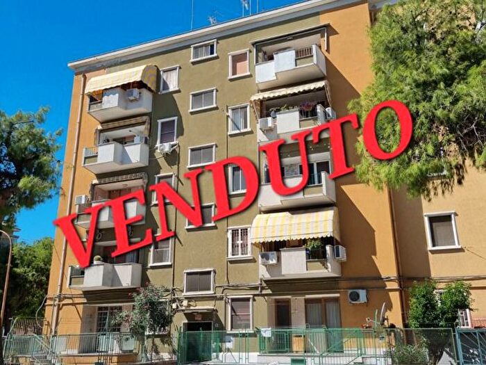 Appartamento trilocale in vendita in Via Romolo Caggese, Foggia