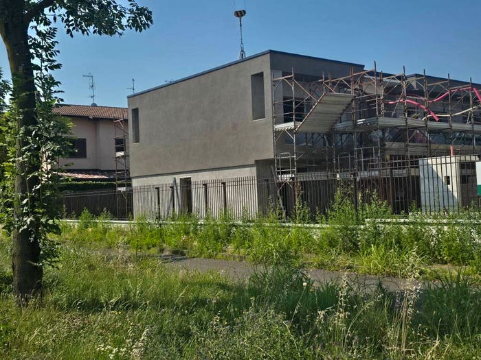 Casa quadrilocale in vendita in Lainate