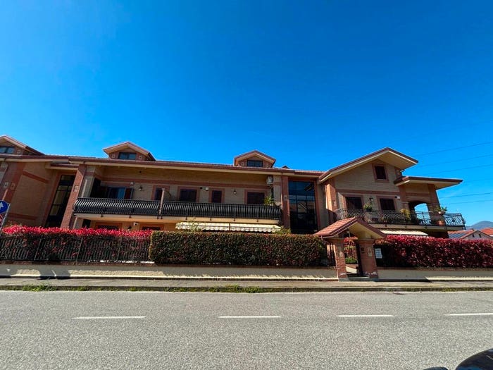 Appartamento trilocale in vendita in Via Luigi Firpo, Centro, Pianezza