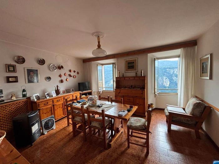 Appartamento con 6 locali in vendita in Via Settembre, Centro, Narni