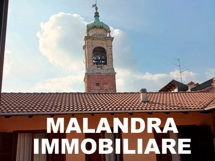 Casa quadrilocale in vendita in Corso Giacomo Matteotti, Centro, Oleggio
