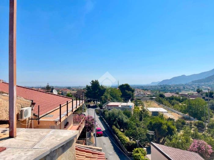 Casa con 6 locali in vendita in Via Molara, Santicelli, Palermo