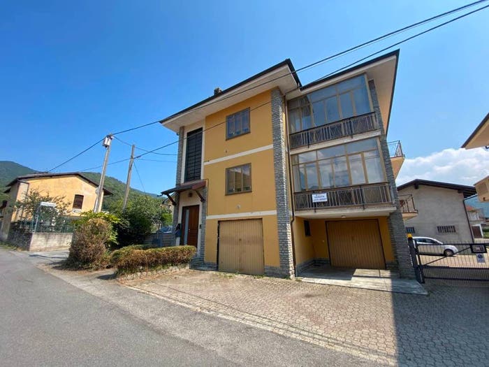 Casa con 6 locali in vendita in Via Vittorio Veneto, Pinasca Dubbione, Pinasca