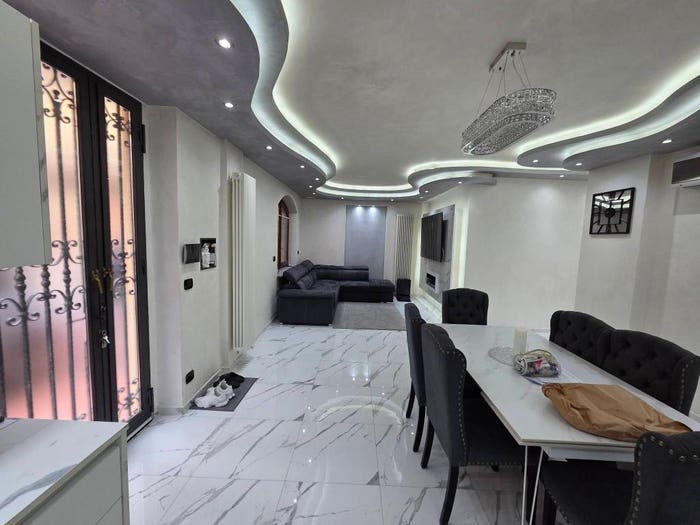 Appartamento trilocale in vendita in Via della Misericordia, Centro, Chivasso