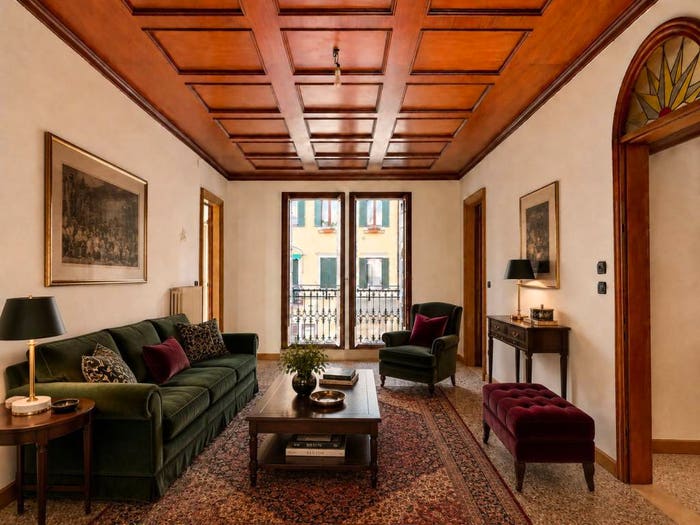 Appartamento con 6 locali in vendita in Calle Boegani, Centro Storico, Chioggia