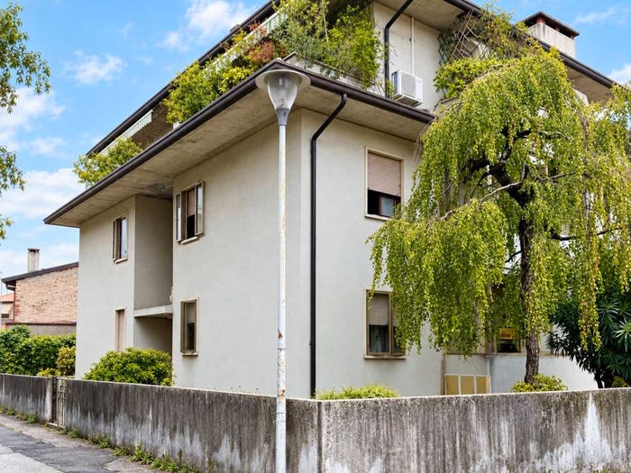 Appartamento quadrilocale in vendita in Via Visentin, Centro, Bassano del Grappa