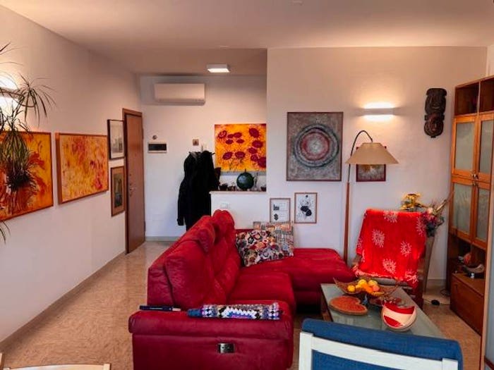Appartamento con 5 locali in vendita in Via Pietra Ligure, Sant'Agnese Università, Modena