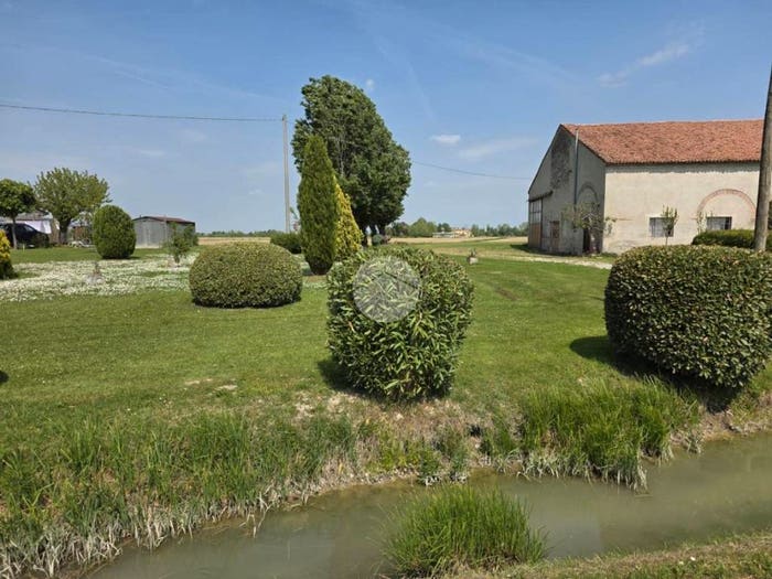 Casa quadrilocale in vendita in Via Pila Vecchia, Castelbelforte